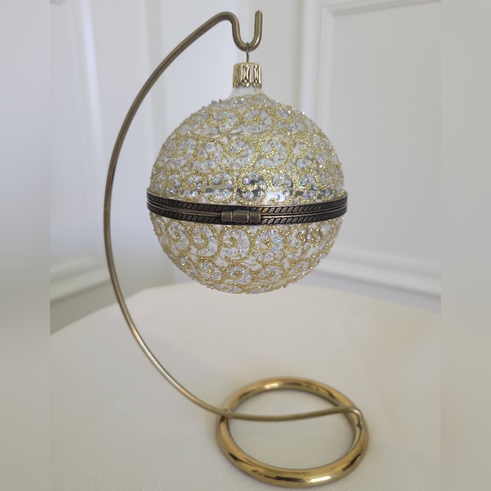 KOMOZJA, Mostowski Hinged Ball Gold Filigree Ornament